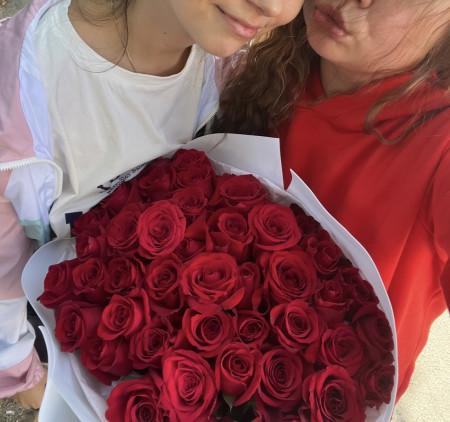 Anna(slim) and Sandra