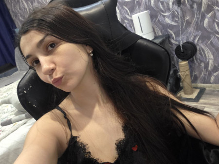 Anna(slim) and Sandra