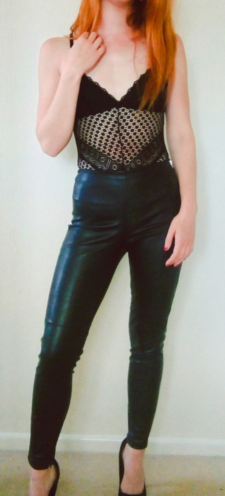 British Redhead Robyn