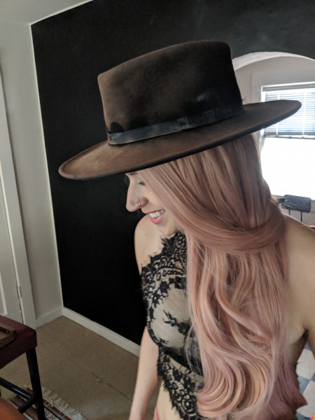 Hunny Bunny And Giant Jon