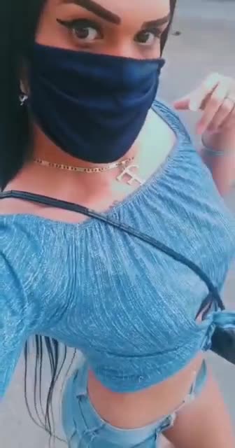 Frida Rubi Cuerpa Hilton