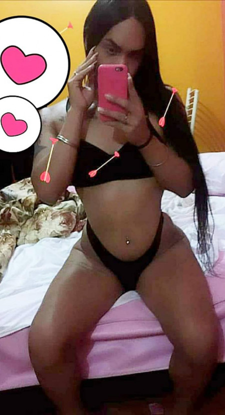 Frida Rubi Cuerpa Hilton