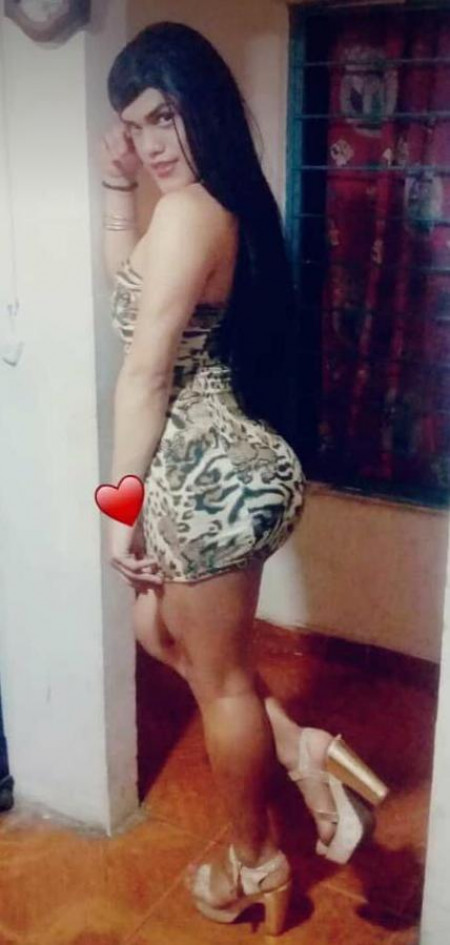 Frida Rubi Cuerpa Hilton