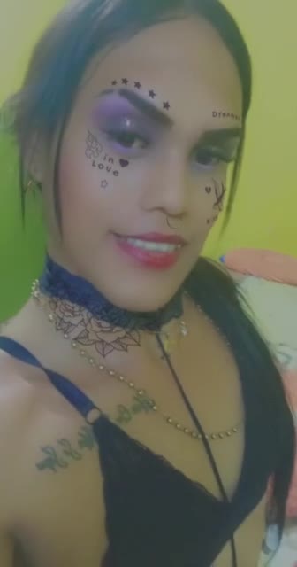 Frida Rubi Cuerpa Hilton